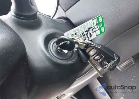 2015 Hyundai Elantra Se z USA, uszkodzony, nr VIN 5NPDH4AE2FH601756